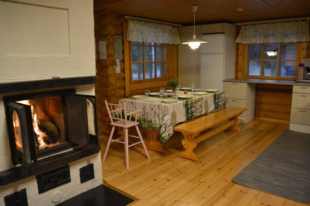 Pertunmaa Lomapesae Cottages חדר תמונה