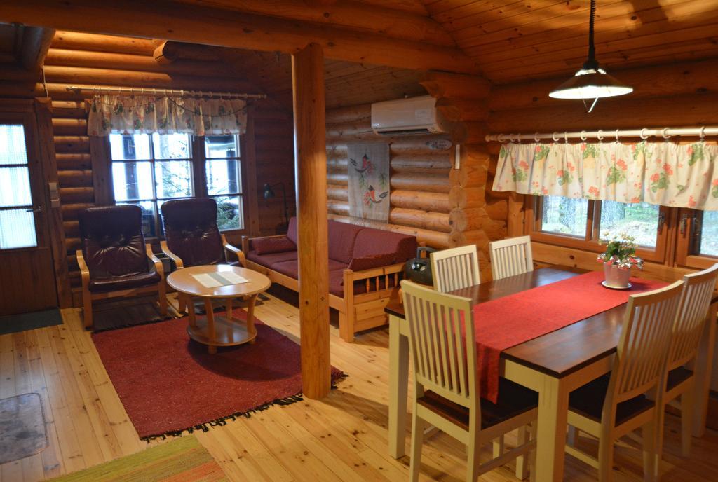 Pertunmaa Lomapesae Cottages חדר תמונה